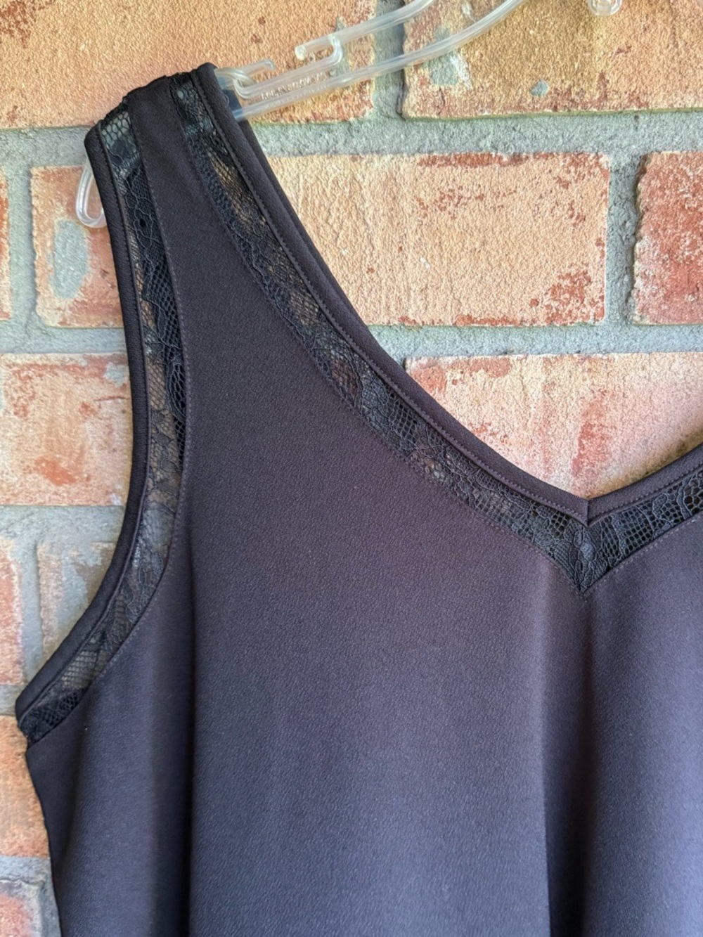 Torrid Black Studio Crepe Jersey Double V-Neck Tank Top Blouse Lace Insert 1X - Picture 3 of 7